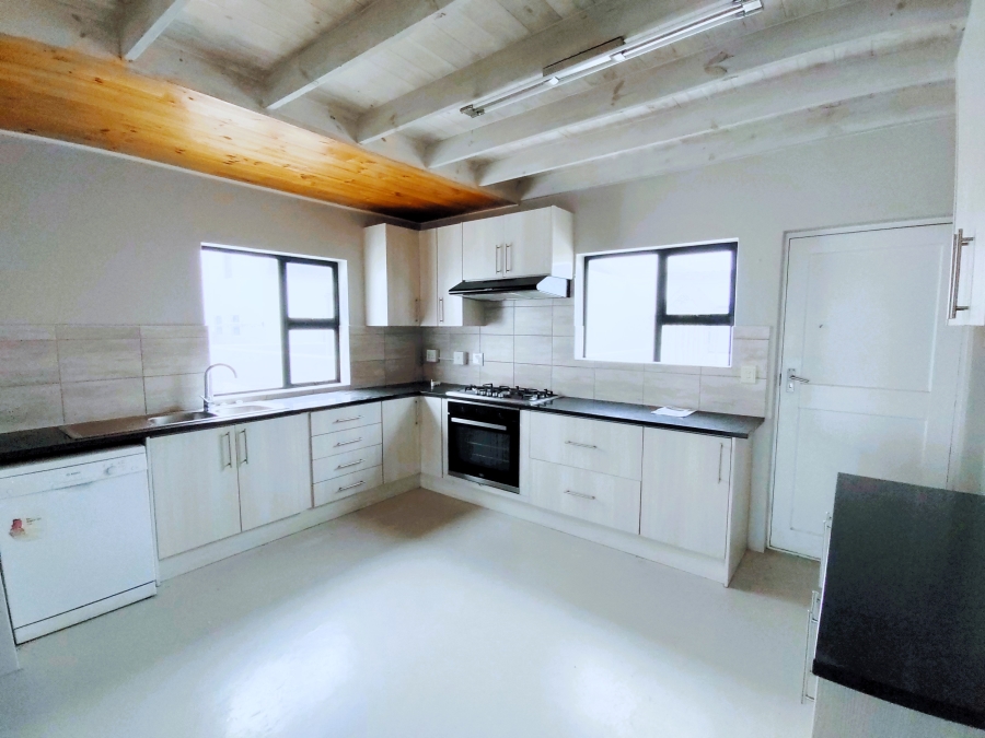 2 Bedroom Property for Sale in Britannia Reef Estate Western Cape